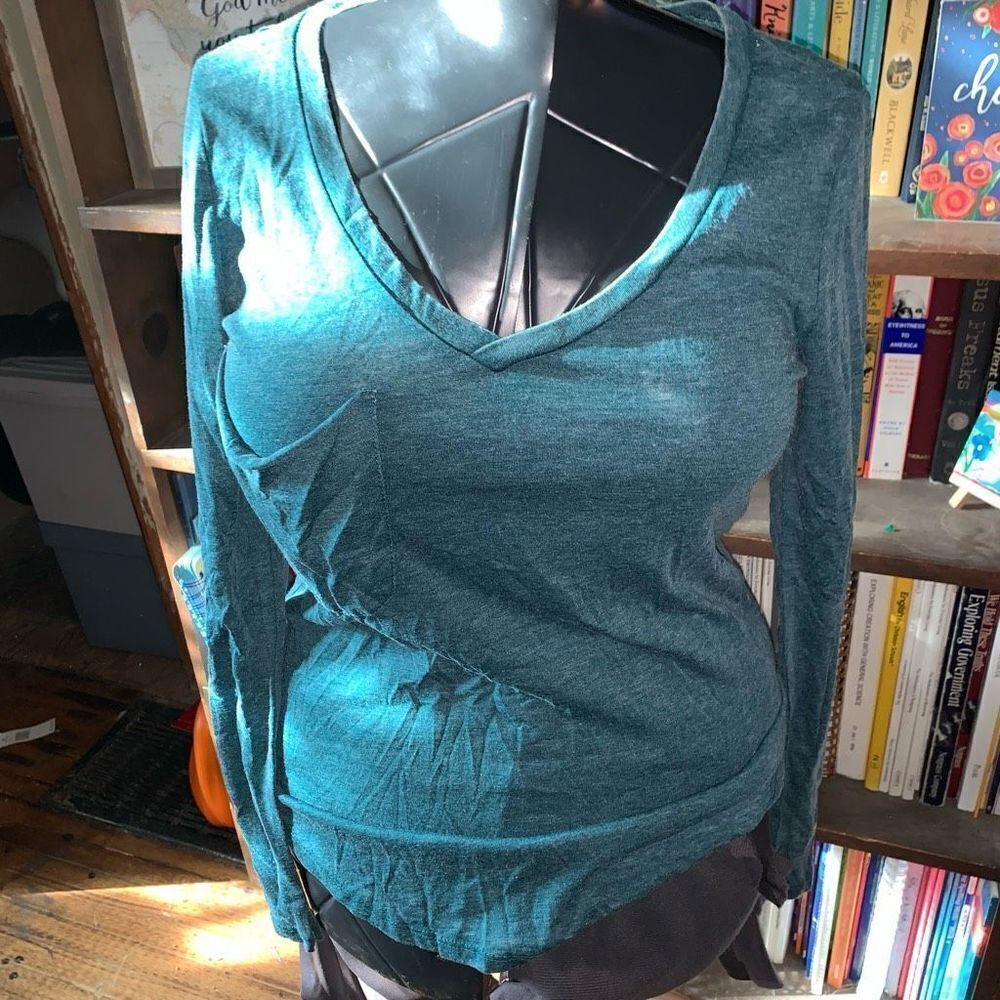 Z Supply split neck green long sleeve S cozy normcore shirt